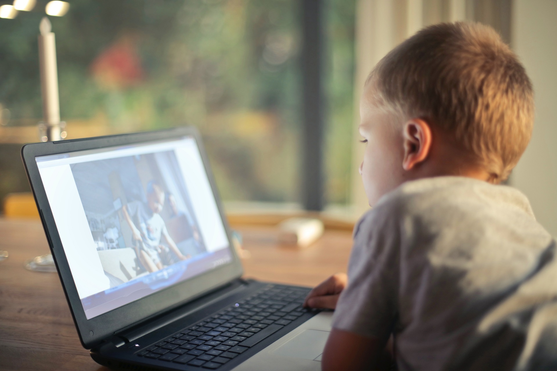 Top 7 Melhores Cortadores de Vídeo Online